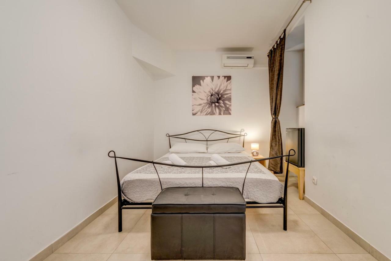 스플리트 Porta Adriatica B&B 외부 사진